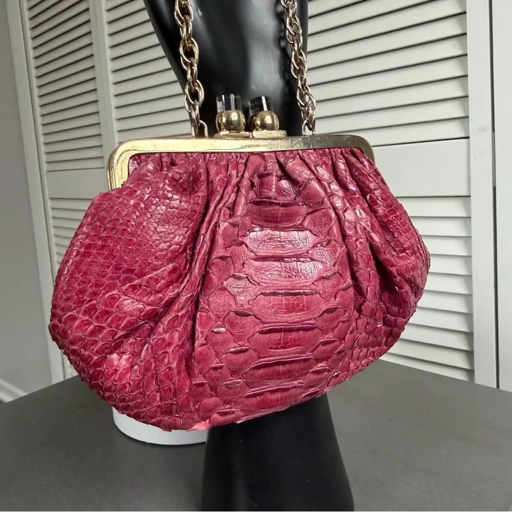 Vintage Kate Spade Exotic Snakeskin Pink Kiss lock coin purse mini handbag